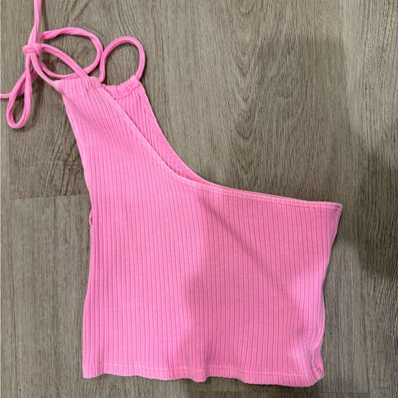 Bundle of super cute tanks perfect colors and perfect fit!! - Picture 3 of 8